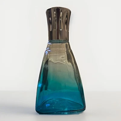 Lámpara Berger Bucólica Azul Ombre Fragancia Lámpara Nueva en Caja Edición Limitada Rara Foto 1 de 4