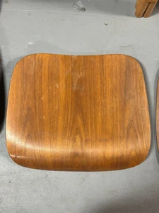 Eames DCM Chair Seat by Herman Miller. - Picture 1 of 40
