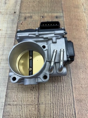 Conjunto electrónico de carrocería del acelerador para Acura TSX 2009-2014 Honda Accord 2008-2012 Foto 1 de 4