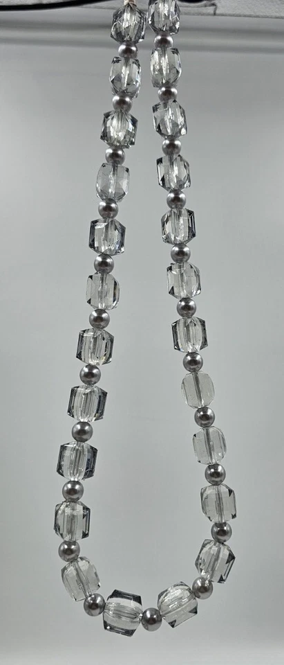 Conso Crystal Pearl 24" Tieback em 3 Cores -Areia - Spa e Taupe - Imagem 1 de 1