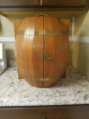 Minibar barril madera antiguo Foto 1 de 4