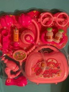 DOCTOR KIT MEDICAL CASE SET WITH SUPPLIES NIP NURSE PINK FUN TOY PRETEND PLAY - Picture 1 of 5