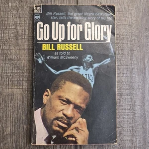 Bill Russell, Go Up For Glory 1966 First Printing Berkley Medallion Paperback - Foto 1 di 8