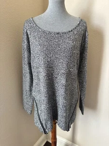 New York & Company Size Large Gray Scoop Neck Long Sleeve Pullover Sweater -NWT - Picture 1 of 7