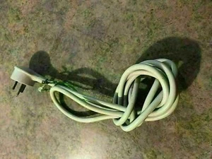 Fisher & Paykel DD603 dishdraw dishwasher - power cord plug (S23).. - Picture 1 of 5