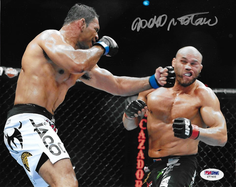 Foto autógrafa firmada por Antonio Rodrigo Nogueira 8x10 certificado de autenticidad PSA/DNA UFC 102 Foto 1 de 1