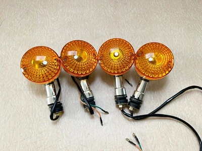 Señal de giro Suzuki GT125 GT185 GT250 GT500 GT550 GT750 nuevo 4 piezas GT380. Foto 1 de 4