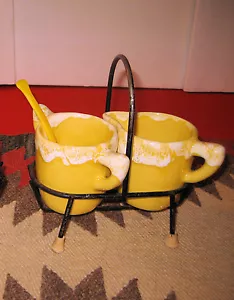 CALIFORNIA KERAMIK MCM ÄRA GELB MIT WEISSER TROPFGLASUR CREME & ZUCKER SET MIT GESTELL - Bild 1 von 11