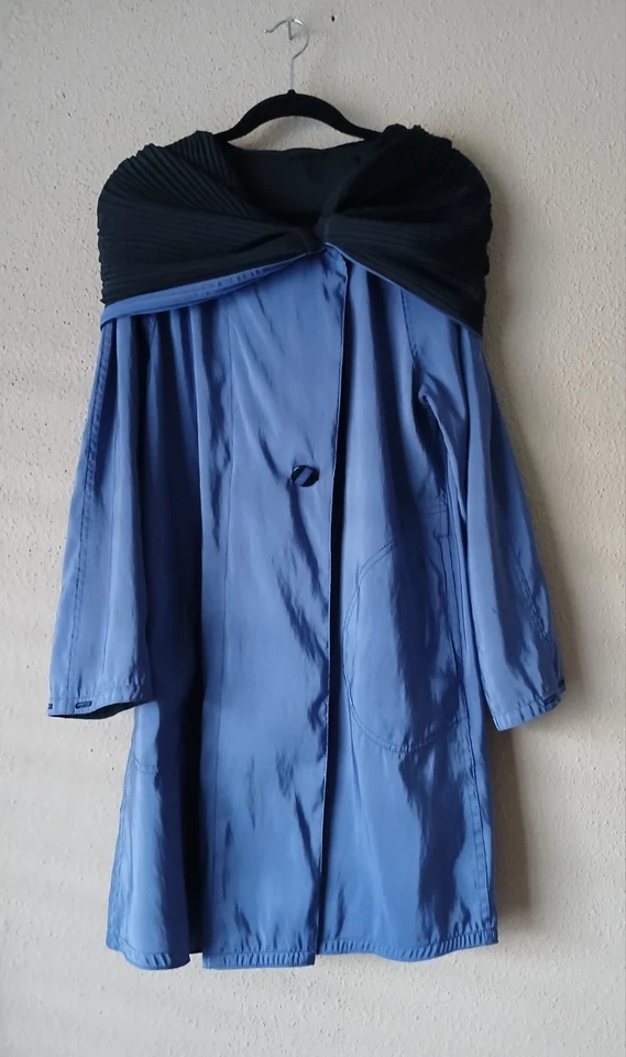 Abrigo Mycra Pac Now para mujer XS negro azul reversible con capucha chaqueta de lluvia de viaje Foto 1 de 4