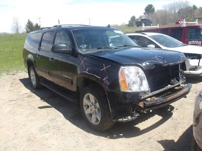 Used Front Right Door Assembly Front fits: 2011 Gmc Yukon xl 1500 R. door handle - Image 1 of 4