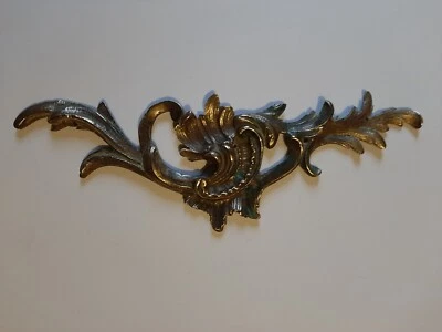 ancien tablier de commode ou meuble en bronze de style LXV  22,5 cm x 7,5 cm - Photo 1/4