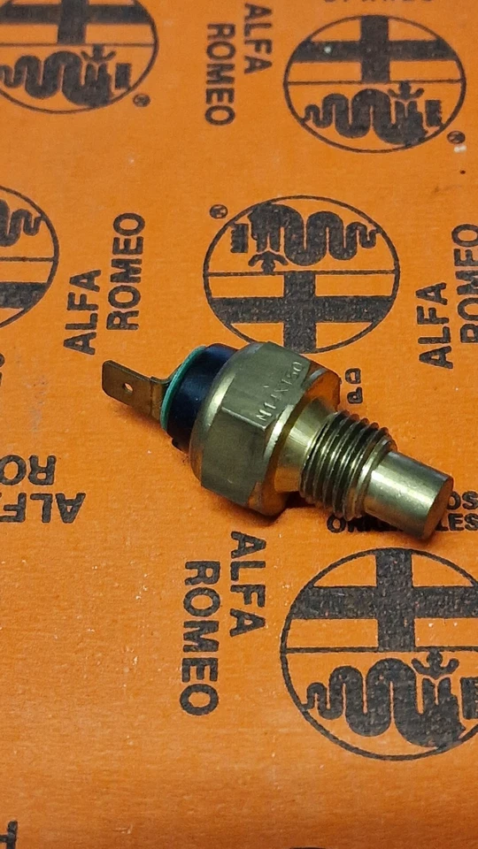 SENSORE TEMPERATURA ACQUA  51009103801 ALFA ROMEO GIULIETTA ALFETTA 75 M14X150 - Immagine 1 di 1