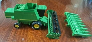Vintage ERTL John Deere 9510 Maximizer Combine 1/28 Scale - Picture 1 of 10