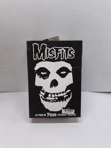 NECA The Misfits Ultimate Fiend Actionfigur - Bild 1 von 6