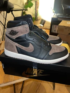 Jordan 1 Retro OG High Palomino UK 9.5 - Picture 1 of 7