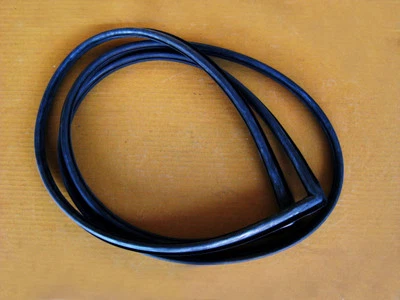 Fit DATSUN 1300 520 521 UTE PICKUP FRONT WINDSHIELD RUBBER SEAL si012 Foto 1 de 3