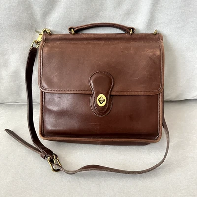 Bolso Willis vintage Coach #1533-333 cuero marrón, herrajes de latón Foto 1 de 4