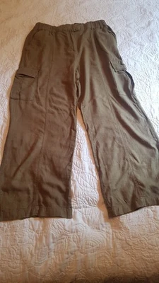 Pantalón cargo NEXT lino 14 verde regular caqui Foto 1 de 3