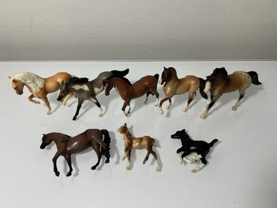 Vintage Mini Horses BREYER, Empire, Marchon 70s-90s - Lot of 8 - Image 1 of 4