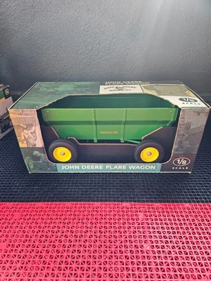 1/8 Scale Models John Deere Flare Box Wagon  - Image 1 of 2