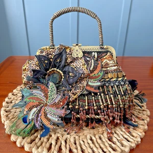 Chicos Embellished Floral Clutch /Handbag Beads, Sequins, Feathers Vintage - Picture 1 of 12