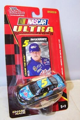 1:64 RACING CHAMPIONS ULTRA SERIES 2003 #5 KELLOGG'S FIND NEMO TERRY LABONTE Foto 1 de 2