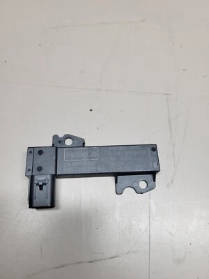 Amplificador de antena de entrada sin llave Ford Explorer 2011-2015 8M5T-15K603-KA Foto 1 de 4