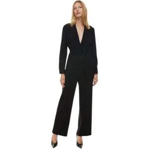 New Aritzia Babaton Innovator Black Straight Leg Jumpsuit Size 4 - Picture 1 of 8