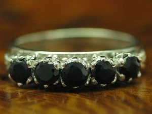 925 Argento Sterling Anello Con Spinello Ricoperto / Vero Argento / 2,9g / Rg 54 - Foto 1 di 3