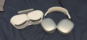 airpod promax headphones Non Usb C READ DESC - Photo 1 sur 3