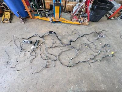 Arnés de cableado de piso de carrocería Dodge Challenger 2021 68487484AB Foto 1 de 4