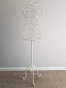 Mannequin Dress Stand Female Cream Colour Vintage Decorative Metal. Will Ship. - Picture 1 of 5