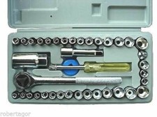 KIT SET CHIAVI A BUSSOLA CON CRICCHETTO 40 PEZZI GIRAVITE VALIGETTA IN PLASTICA