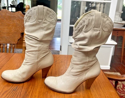 Jessica Simpson Leather Ivory Cowgirl Slouch Scrunch Boots W US 7 - Image 1 of 4