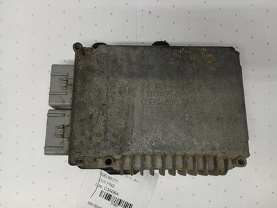 04745860 Engine ECM from 2002 Chrysler Town & Country 3.8L 11388233 Foto 1 de 4