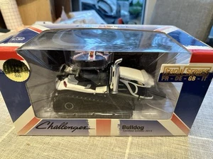 USK Cat Challenger MT875 Bulldog 2014 Limited Edition Show Series Rare - Picture 1 of 3