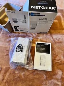 Netgear AC1750 Dual Band WiFi Mesh Range Extender EX6250-100NAS FABRYCZNIE NOWY W PUDEŁKU - Zdjęcie 1 z 5