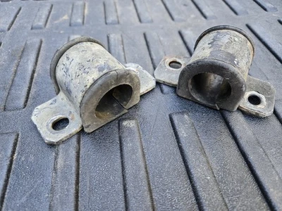 Toyota 4runner 1990-1995 barras estabilizadoras soportes eje trasero Foto 1 de 4