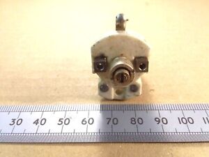Variable Capacitor 100pF Panel Mounting Trimmer, Silver Plated Ceramic Body qq