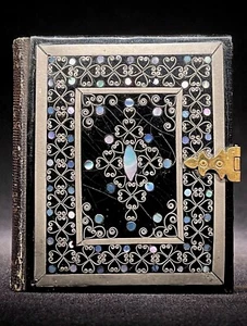 DAGUERREOTYPE - 1/9 PLATE OF GENTLEMAN INSIDE - INSIDE MOP & WIRE FILAGREE CASE - Picture 1 of 4