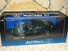 Autoart 2001 Ford Bullitt Mustang GT Diecast Car 1:18 Green 72851