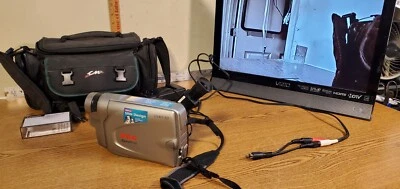 RCA AutoShot CC6262 Steady Pix Camcorder Kit, Works Perfectly. Watch Demo Video - Image 1 of 4