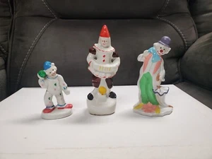 Home Decor - Accents - Clown Figurines - Porcelain - Lot of 3 - Picture 1 of 8