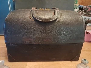 Bolso médico de cuero vintage Emdee by Schell y contenido/equipo Dr. Levy - Imagen 1 de 24
