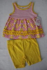 Baby Girls 2 Piece Set Size 0 - 3 Months Tank Top Shirt Flowers Shorts Outfit - Picture 1 of 2