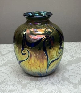 Kent Fiske Bohemian-Style Iridescent Swirl Signed Glass Vase - Picture 1 of 11