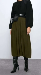 ZARA Colorblock Midikleid, grün schwarz, elastischer Bund, fließendes Rockteil, Gr. S (JJ) - Bild 1 von 12