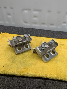 01-06 Liftgate Hatch Hinge Tahoe Yukon Suburban Escalade 15134524 White Pair - Picture 1 of 6