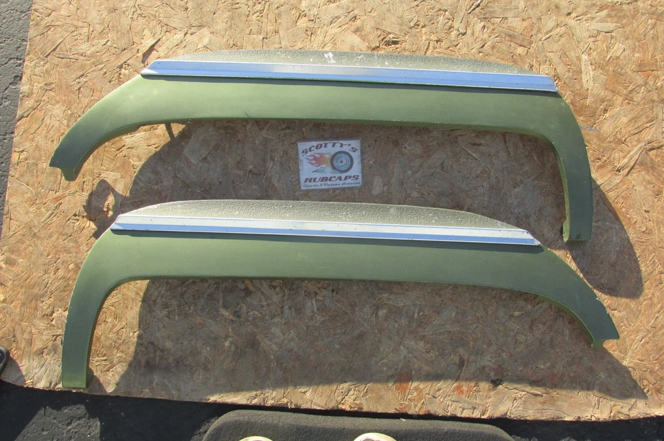 1969 Plymouth Fury III VIP Fender Faldas Cruiser Faldas Usado 2963458 2963459 Foto 1 de 4