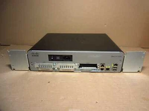 Cisco 1941 V05 Integrated Service Router 2 Port 1900 3-Slots INCL RACK EARS - Afbeelding 1 van 3